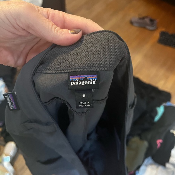 Patagonia hiking pants - size 8 charcoal grey - Picture 4 of 7